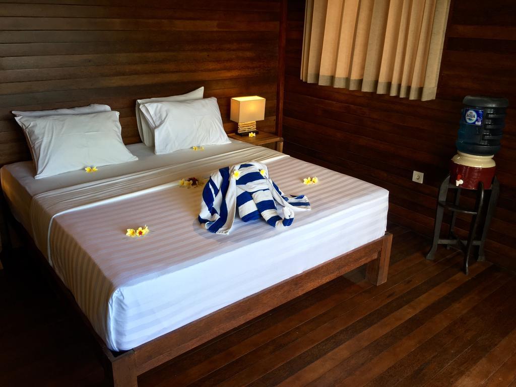 Twin Island Villas & Dive Resort Lembongan Exteriör bild